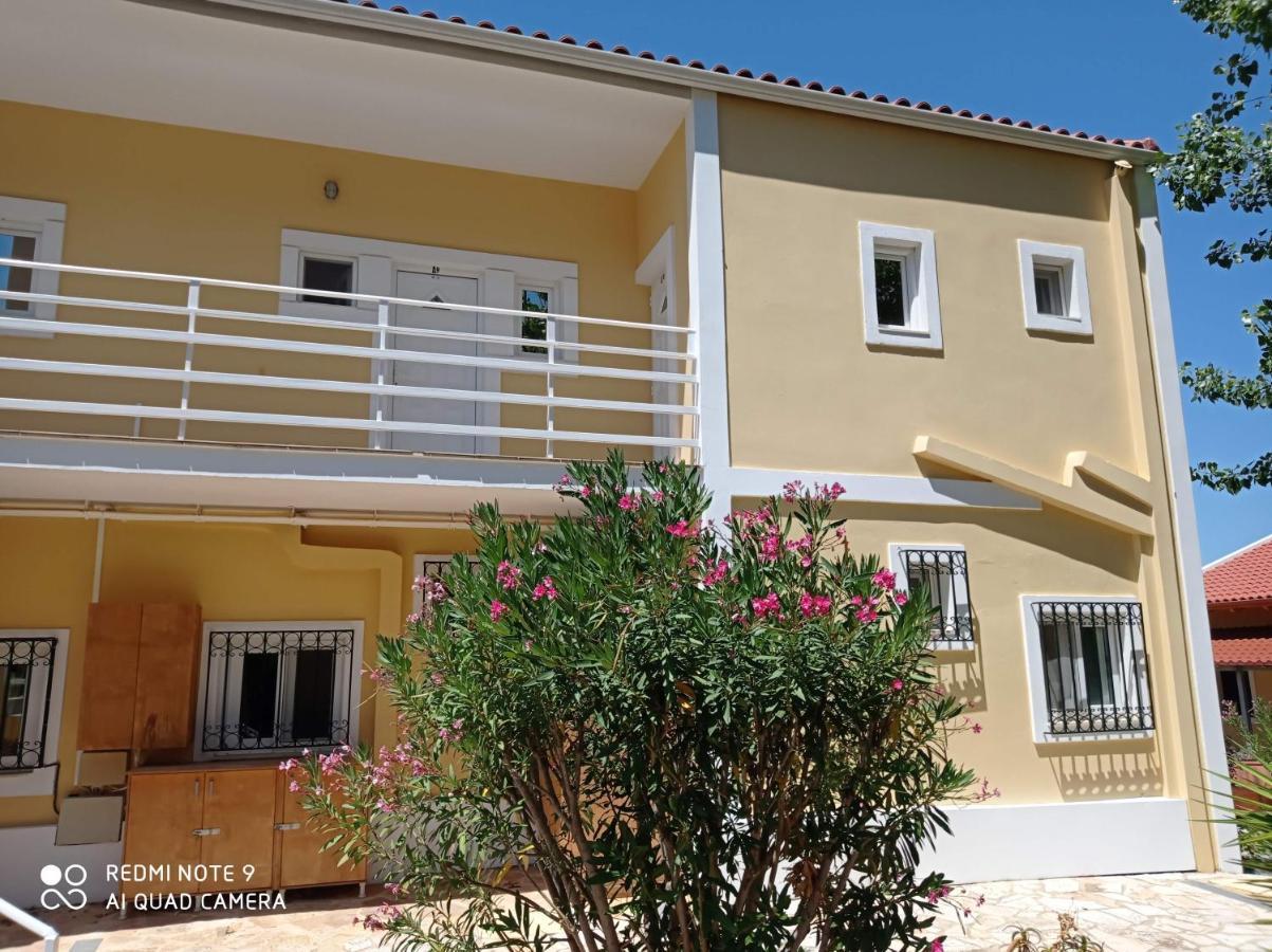 Summer Garden Αpartments & Studios Argostoli  Exterior foto